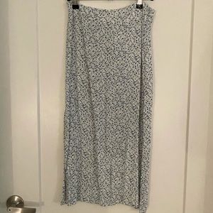 Brandy Melville skirt
